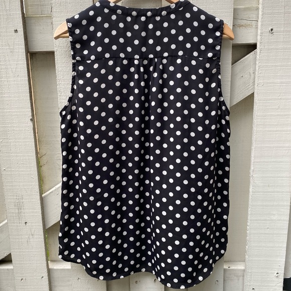 🌸 4/$20 Daniel Rainn Polka Dot Top - Picture 6 of 6